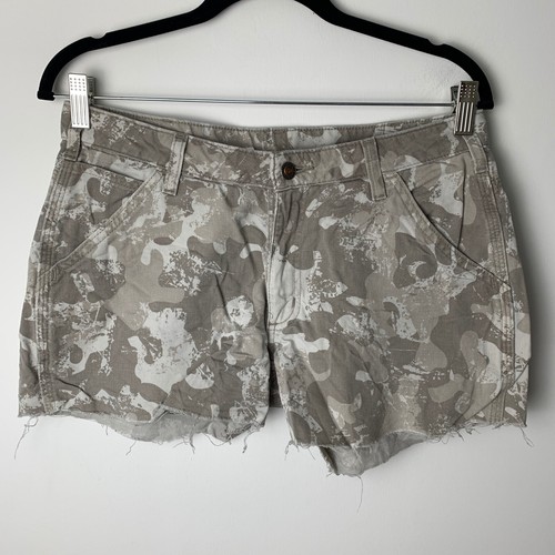 Carhartt Beige Camo Camouflage Print Cargo Cutoff Shorts Size Women's UK 8 - Picture 2 of 11