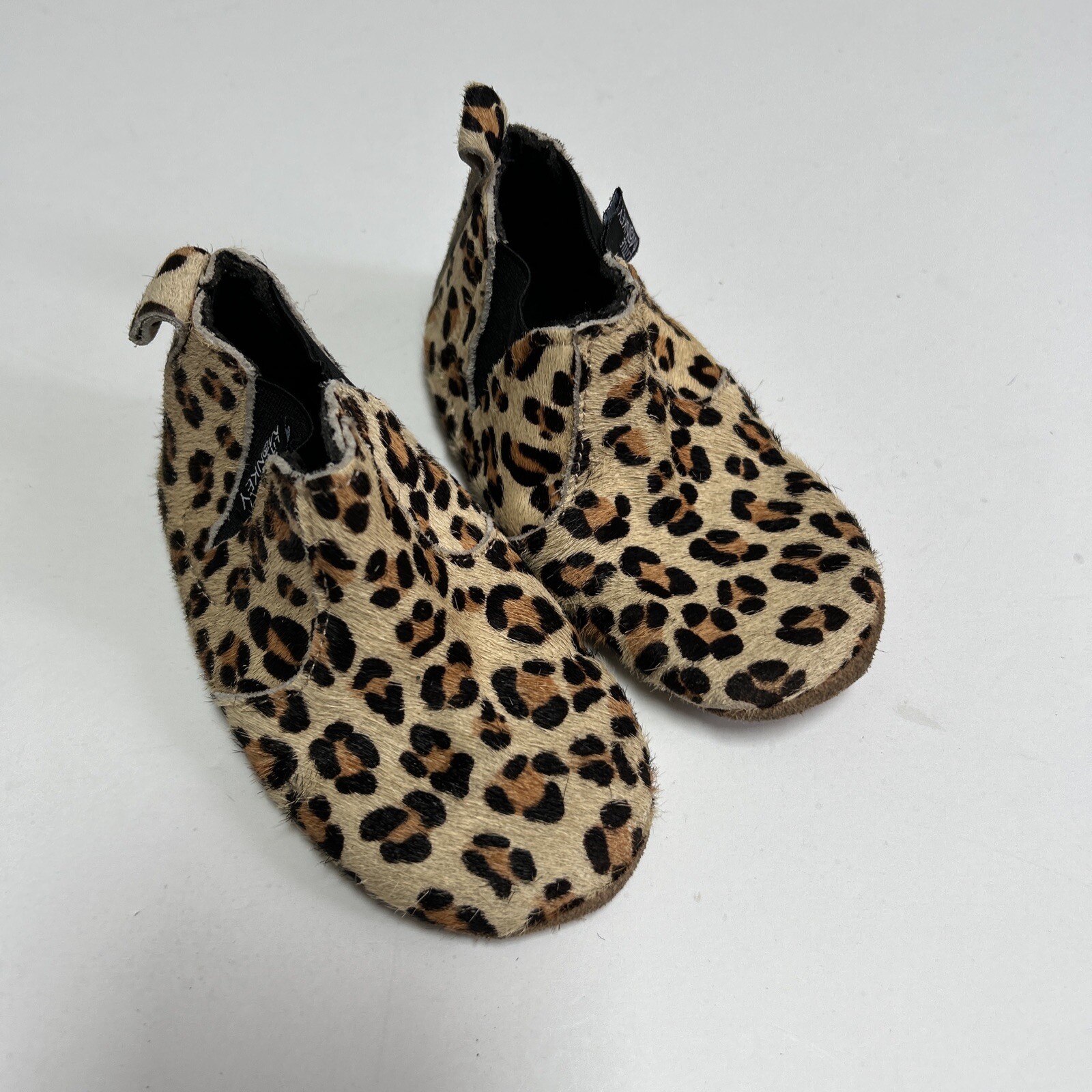Little Monkey animal cheetah hair on Baby booties 18-24 months slip ons