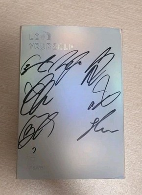 BTS All Hand-Signed LOVE YOURSELF Autogramm Album + Fotokarten Set (Limitiert)