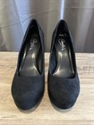 CANDIES Woman’s Platform Faux Suede Black Pumps Size 10M EUC Style: Cawaltzblack — photo 2
