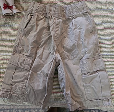 The Childrens Place Boys Size 10 Adjustable Waist Kaki Cargo Shorts