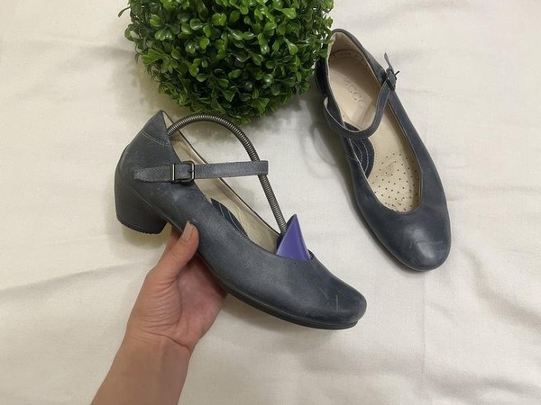 Women Ecco Heels Navy Leather 38 #3QMO