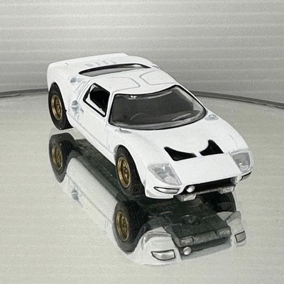 Auto World Diecast Car '66 Ford GT Limited to 2496 Pieces