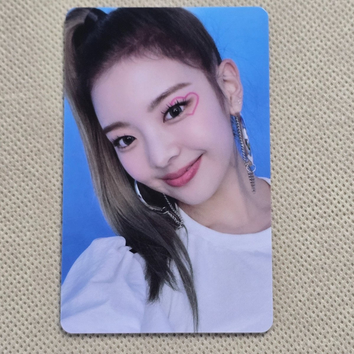ITZY 1ST ALBUM CRAZY IN LOVE WITHDRAMA POB LUCKY DRAW PVC