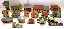 Konvolut Modellgebäude H0 (17 Stück) Auhagen, VERO u.a.