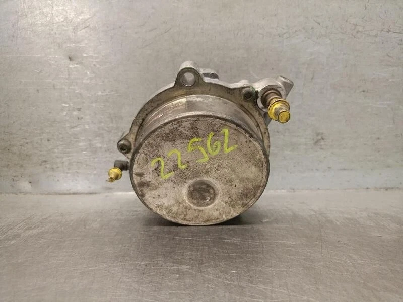 55187760 pompe à vide pour OPEL VECTRA C STATION WAGON (Z02) 1.9 2003 5595664 - Photo 2/4