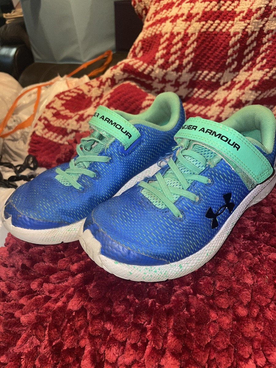 Under Armour Unisex Child PS Pursuit AC Sneaker, Versa Blue/Vapor Green  Size