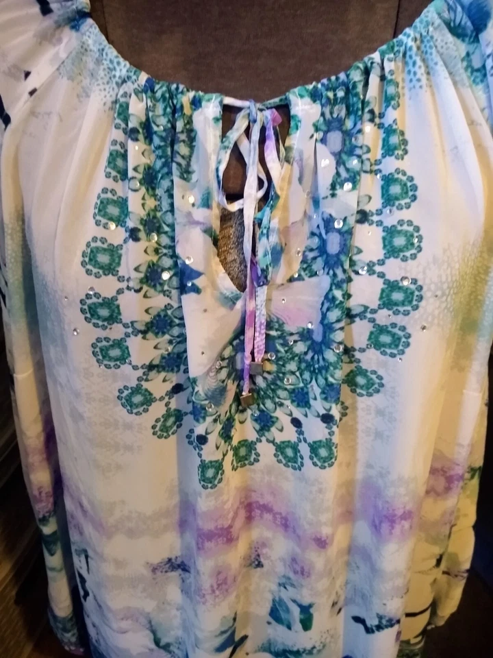 Jennifer Lopez Blouse Size 2X Armpits 29 In Shoulder Down 29 In Bottom 28 In - Image 2 of 4