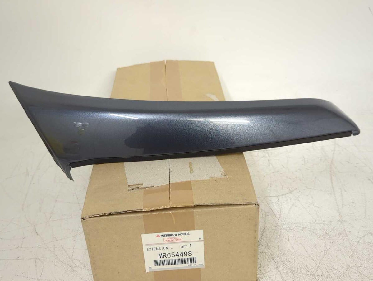 New OEM Front LH Bumper Extension 2003-2007 Montero Pajero Sport