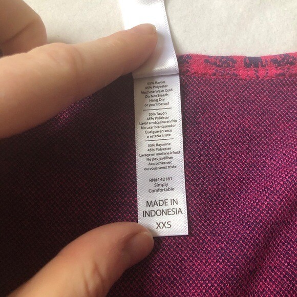 Lularoe Classic Tee Patterned Geometric Purple XX… - image 4