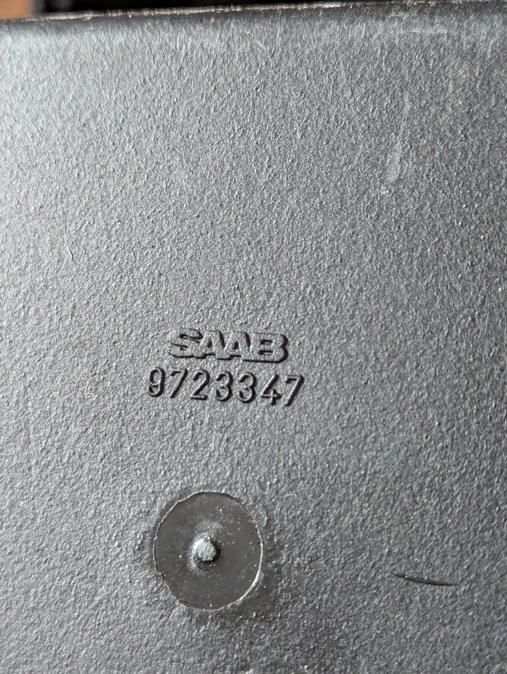 Moldura acabamento estéreo rádio console central superior clássico Saab 900 fabricante de equipamento original 1988-1993 - Imagem 4 de 4