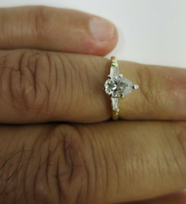 .80 Carat 14K Gold Diamond Engagement Ring Center=.60 Carat F-SI2   Value=$7,500