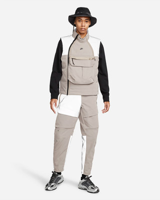 Nike Sportswear Tech Pack Reflective Cargo Pants Size 32 DO4884-087 New