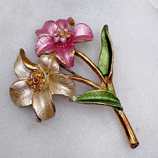 Vintage Enamel Flower Brooch Pink White Pin Rhinestones