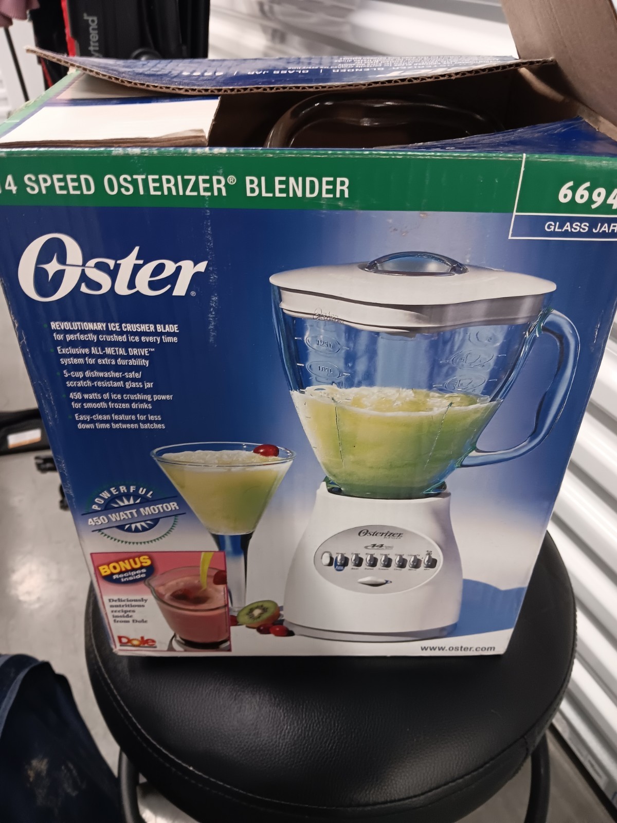 Oster Osterizer 14-Speed 450W Blender 5-Cup Glass Jar White 