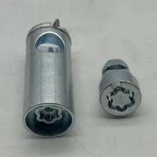 6C3Z1A380A Spare Tire Carrier Anti-Theft Lock for 06-16 F250 F350 F450 SuperDuty