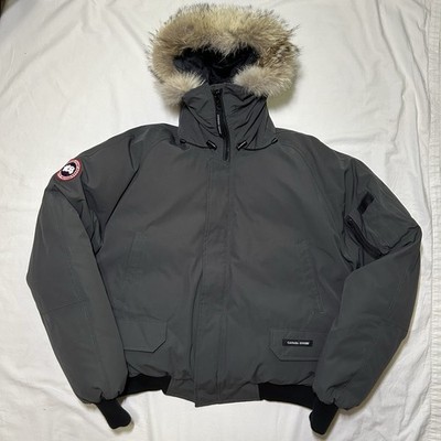   CHILLWACK BOMBER　M7950JL NWOT Canada Goose Graphite Chilliwack Bomber Jacket W/ Fur - Size