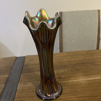 VINTAGE FENTON GRÜN DIAMANT & RIPPENMUSTER KARNEVAL GLAS VASE IRREDESZENT  