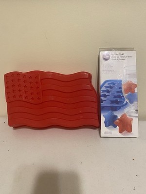 Wilton Patriotic Blue Ice Cube Mold w/ Red American Flag Jell-O Mold Set