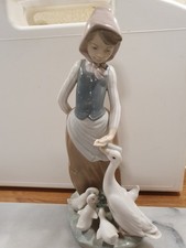 Lladro Girl Figurine "Snails For Ducks  H24cm X W13cm Vgc