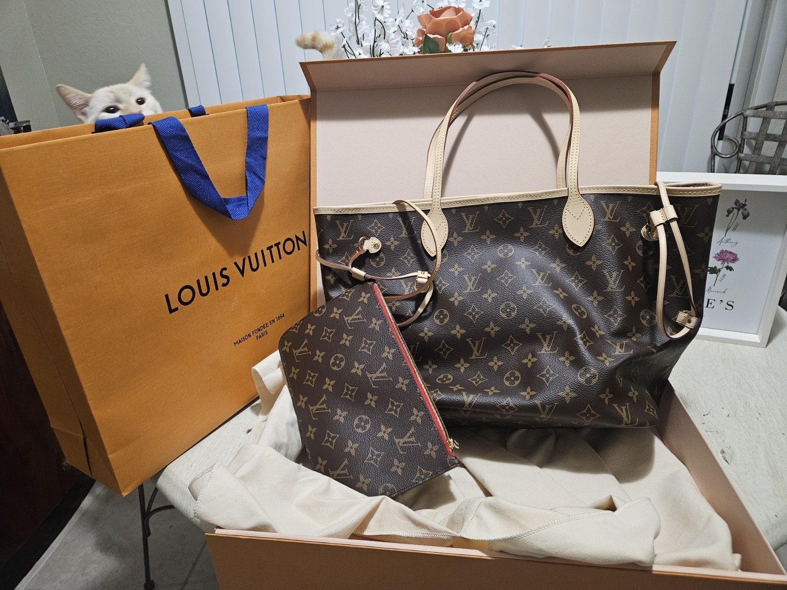 Louis Vuitton Monogram Batignolles Shoulder Bag in Brown Canvas