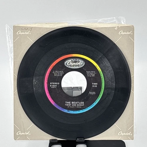 The Beatles Twist Shout There's A Place B-5624 Stereo 45 RPM Capitol Rainbow Rim