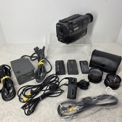 Sony CCD-TR500 Hi-8 Video Camcorder Bundle Remote  2 Batteries AC TESTED - READ