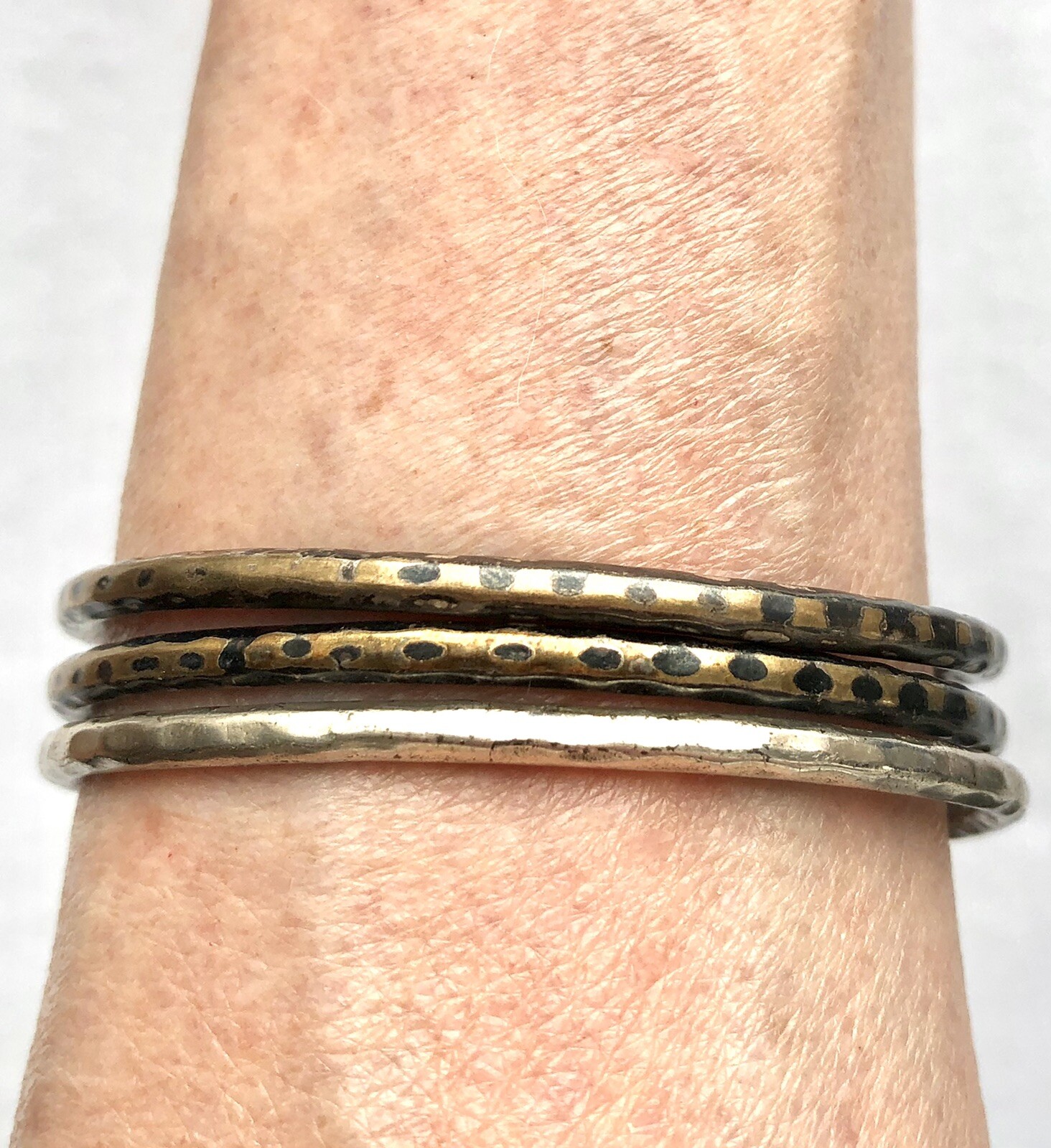Lot Arrow Bangle Bracelets Stackable Two-Tone Pat… - image 5