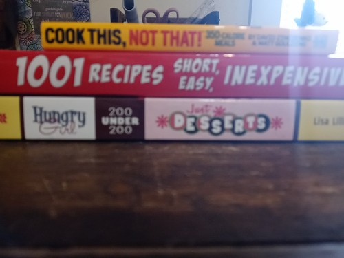 3 Cookbooks -inexpensive-low Calorie-cook This Not That Hungry Girl - Picture 14 of 15