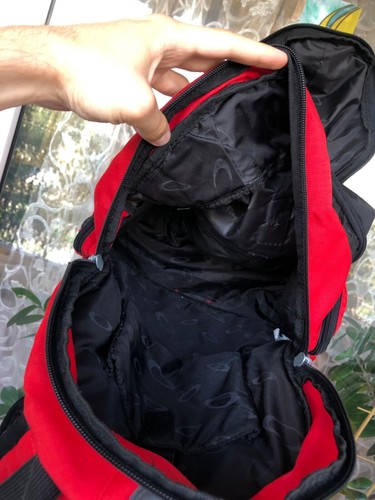 Rare Oakley Vintage Icon Monogram Backpack Avantgarde Y2K Style 2000s Red - Picture 21 of 24