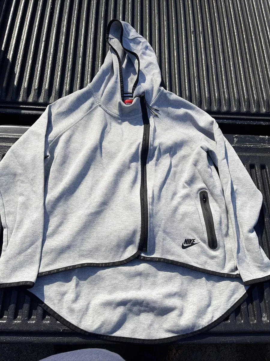Nike hotsell cape jacket