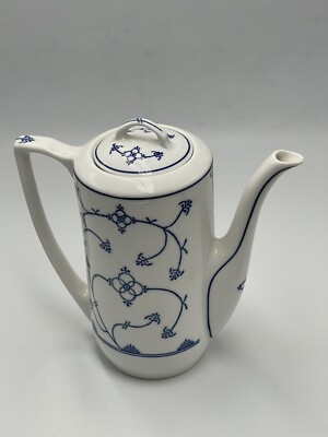 Jager Eisenberg VTG GDR East Germany Tea Pot Painted Blue Flowers With Lid EUC