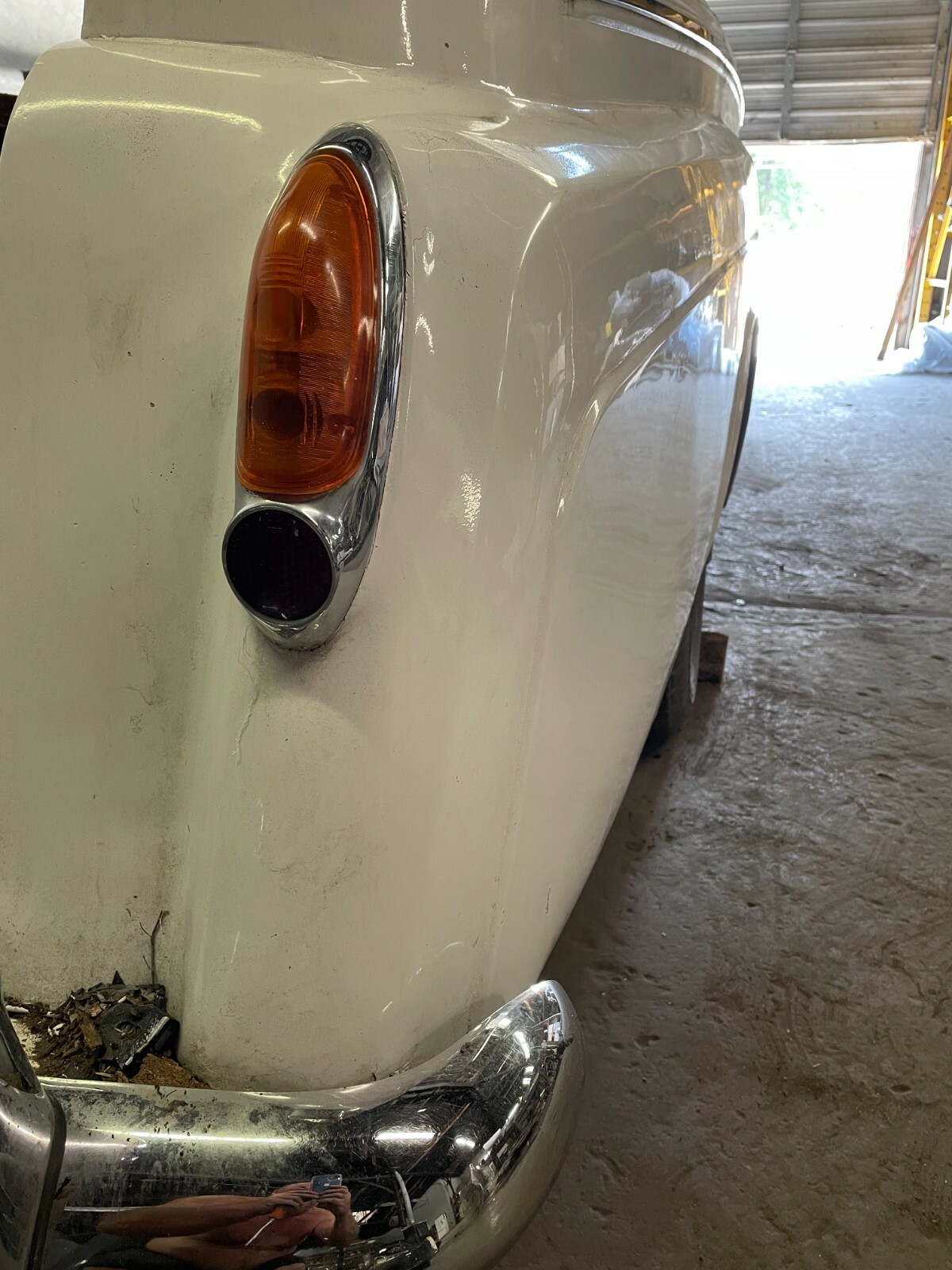 ROLLS ROYCE CLOUD BENTLEY PICKUP? QUARTER PANELS ! WORLDS LARGEST USED INVENTORY