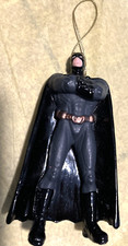 DC COMICS DARK KNIGHT CHRISTMAS ORNAMENT b/