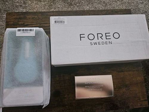 FOREO Bear 2 Eye And Lip Microcurrent Line Smoothing Device And Booster - Bild 2 von 3