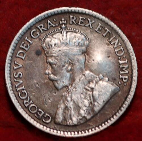 1918 Canada 5 Cents Silver Foreign Coin - Picture 1 of 2