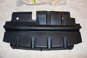 NOS 1997 98 FORD TRUCK  F150 4WD W AC LOWER RADIATOR  AIR  