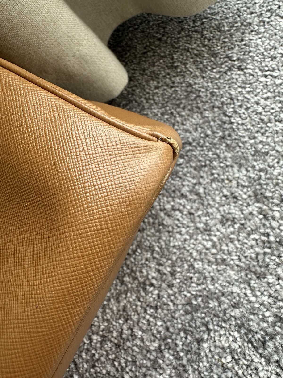 Prada Galleria Saffiano, Tan 100percent Authentic RRP £2400 image 3