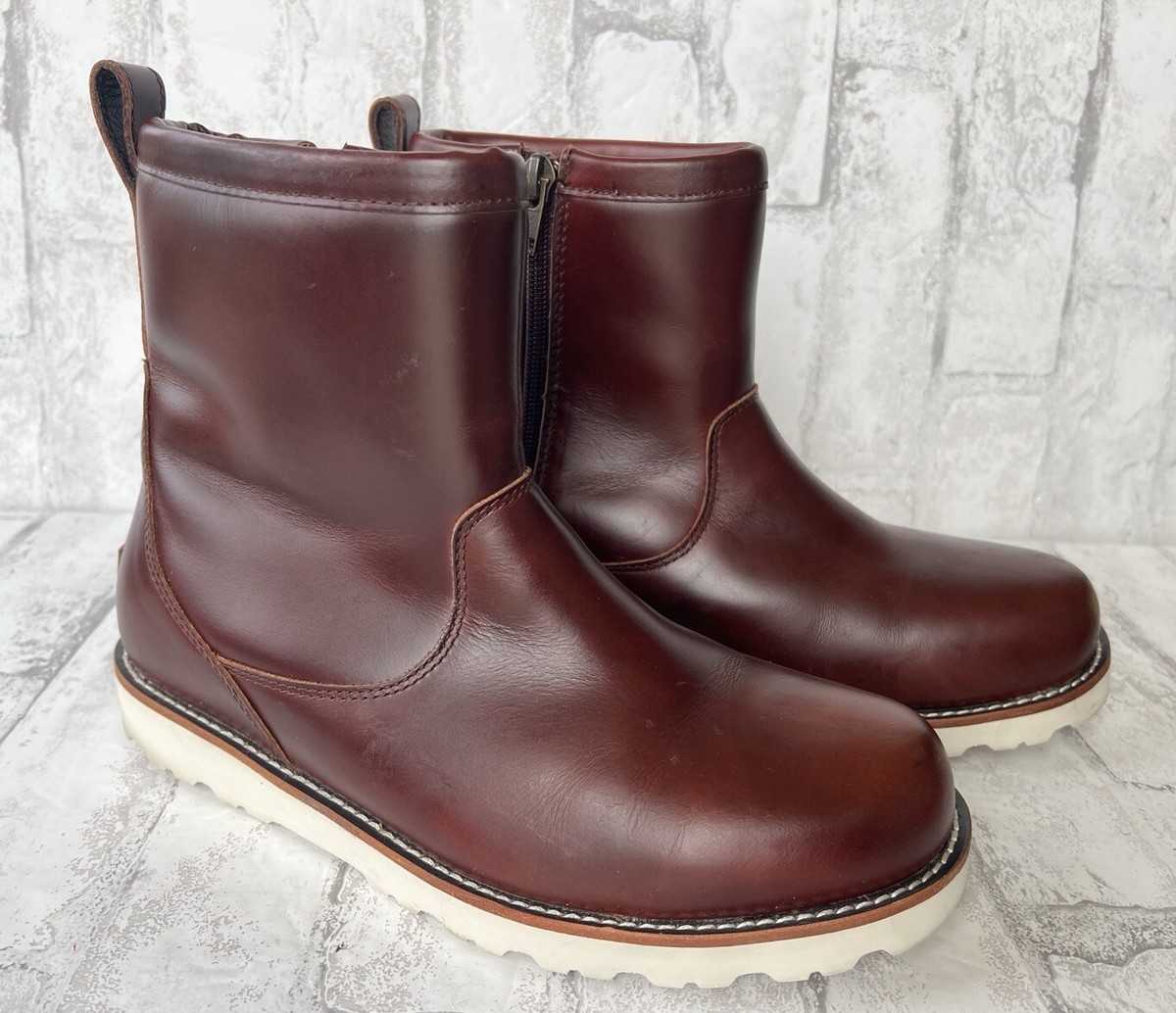 UGG Hendren TL Cordovan Waterproof Leather Winter Boots SIZE US 8