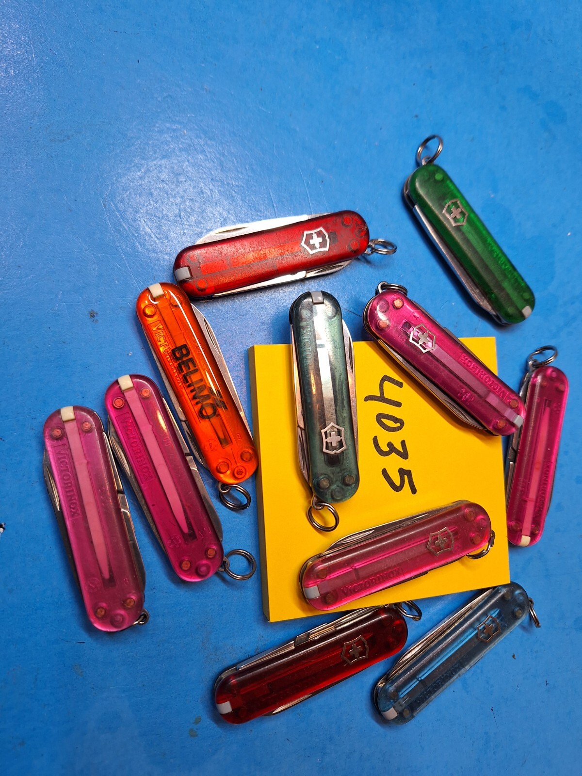 11 SMALL VICTORINOX SWISS ARMY KNIVES VICTORINOX Lot 4035 eBay