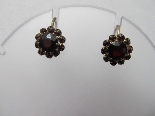 Estate Vintage-Antique Czechoslovakia Bohemian Garnet Glass Screw Back Earrings - Picture 3 of 10