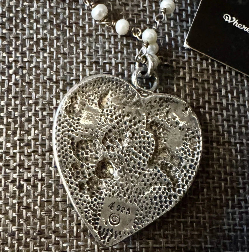 � Colgante de corazón grande de ley de colección en cadena de perlas pequeñas, único en su clase Foto 2 de 4