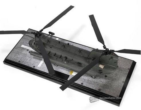 FORCES OF VALOR, BOEING CHINOOK MH-47G Hélicoptère Américain  - 160e Soar – 1... - Photo 2/4