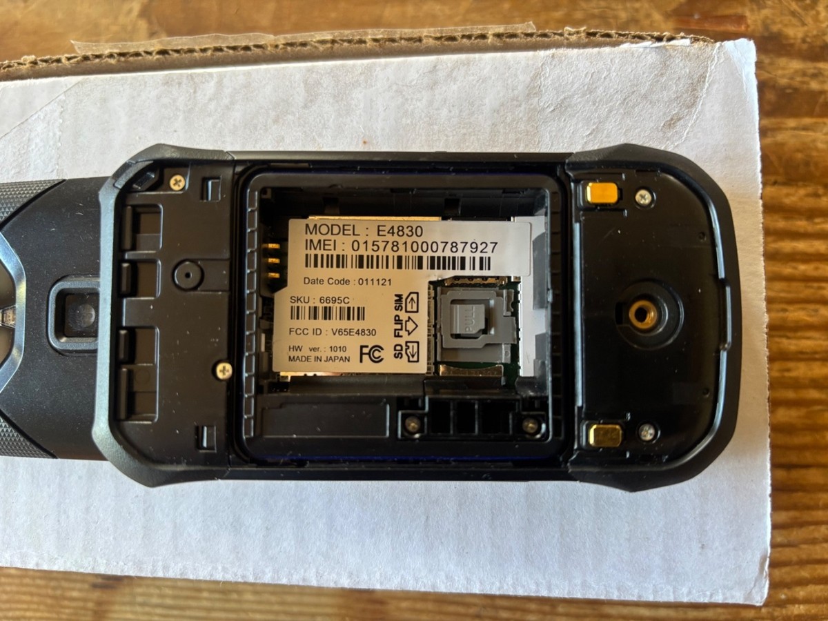 Kyocera DuraXE Epic E4830 AT&T Locked 16GB 4G LTE Rugged Flip