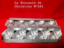 N° 681- ANCIEN MOULE A CHOCOLAT/ Double moule LAUROSCH Rabbit chocolate mold-