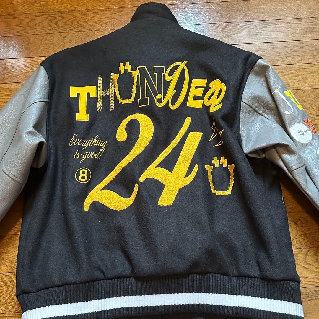 ATEEZ THUNDER ジャケット スタジャン ATEEZ 2024 THUNDER POP-UP STORE VARSITY JACKET Limited Official