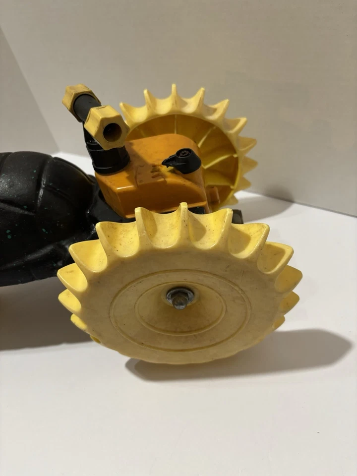 Aspersor de viaje de tortuga de hierro fundido vintage adorno de césped para reparación de piezas LEER Foto 2 de 4