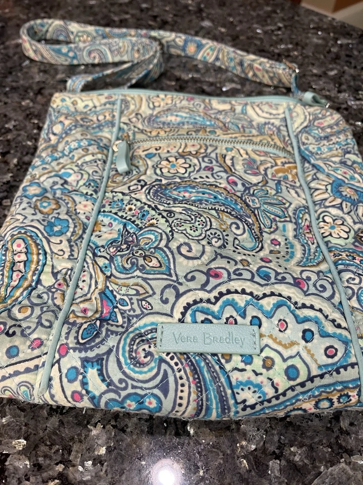 Vera Bradley Turquoise Paisley Quilted Cotton Crossbody Retired Hipster Pattern - Image 2 of 4