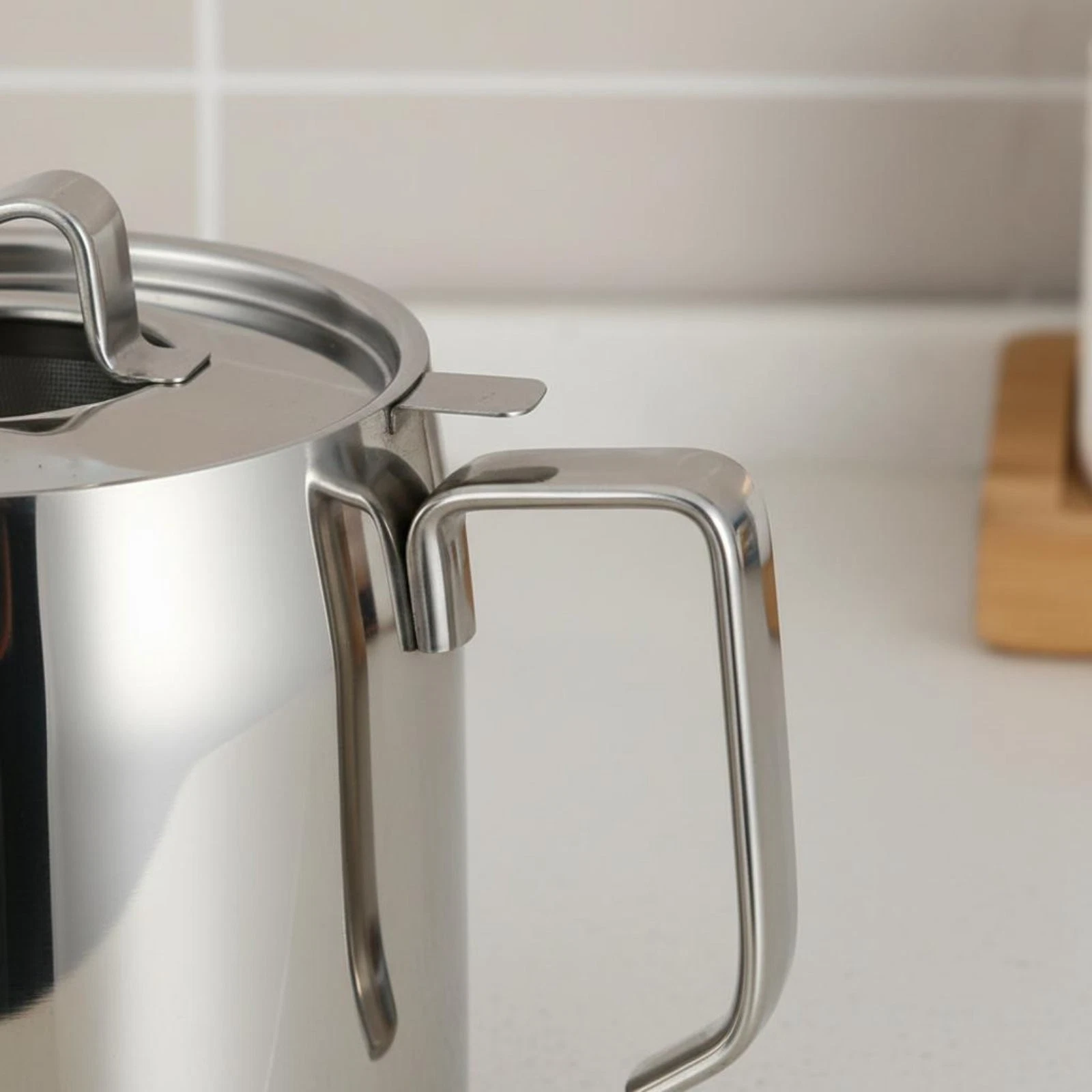 Stainless Steel Oil Filter Pot Leak-Proof-Leak-Proof-Preventing Spout Grease