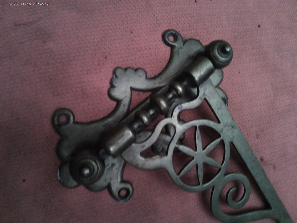 Vintage brass folding spit bracket - Image 3 of 4